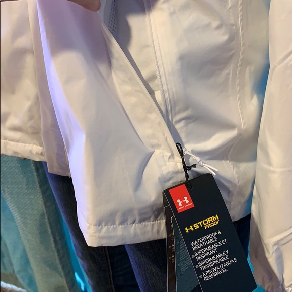 NWT UA Storm Proof Rain Jacket - Picture 8 of 11